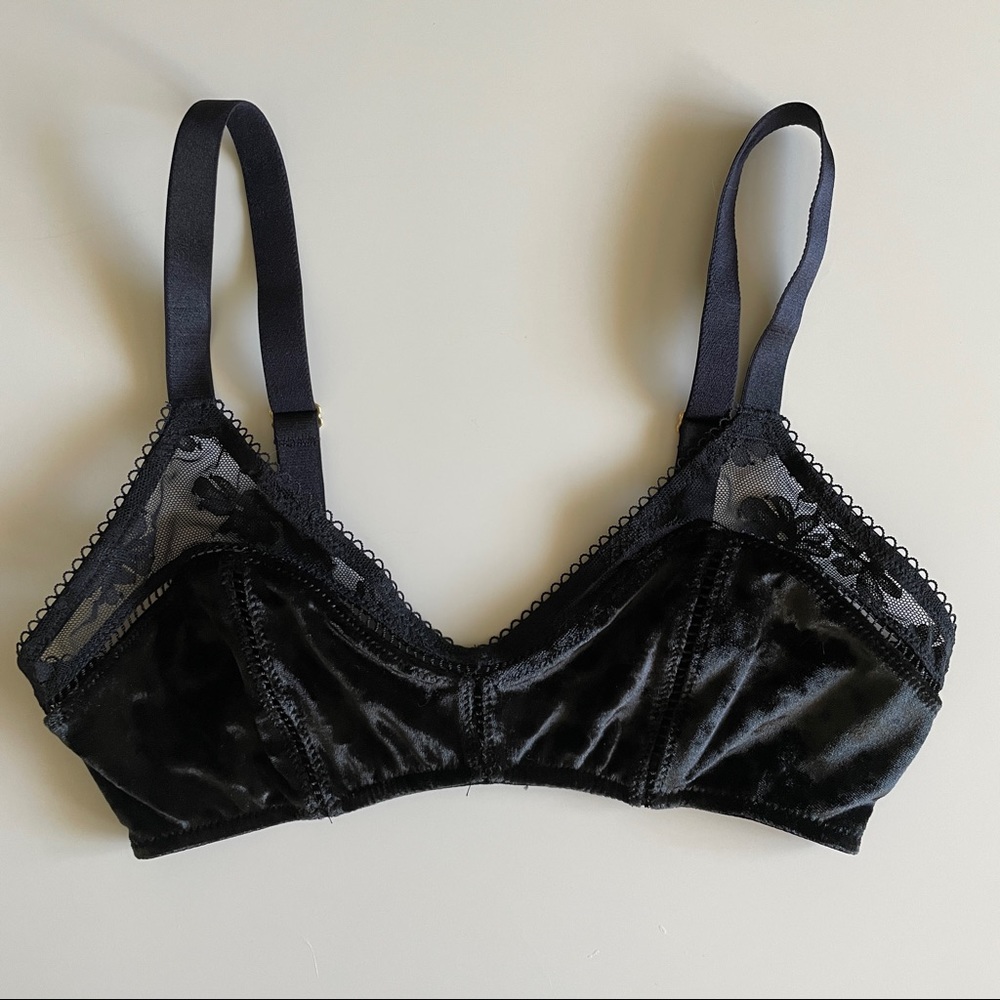 Victoria’s Secret Black Velvet Bra
